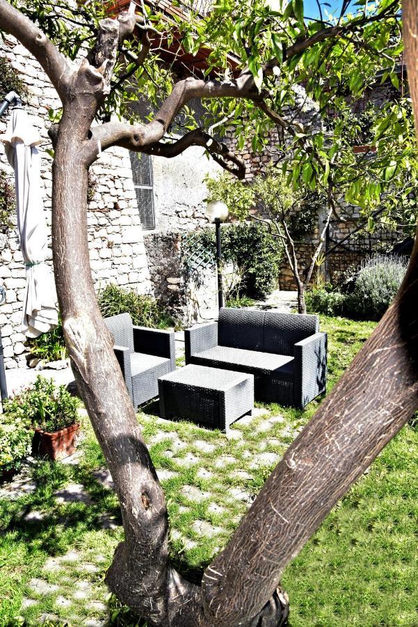 Il Giardino Di Adele Villa Sermoneta Kültér fotó