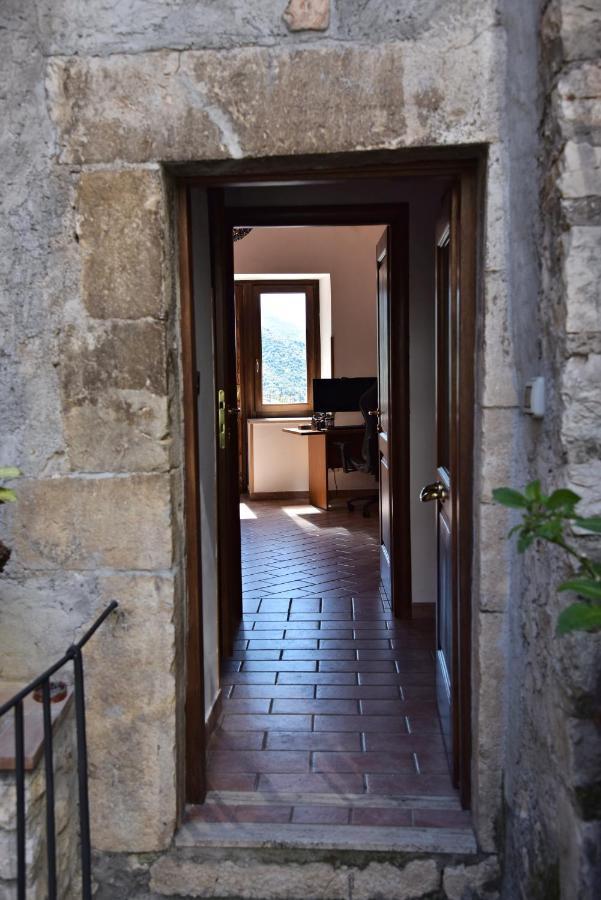 Il Giardino Di Adele Villa Sermoneta Kültér fotó